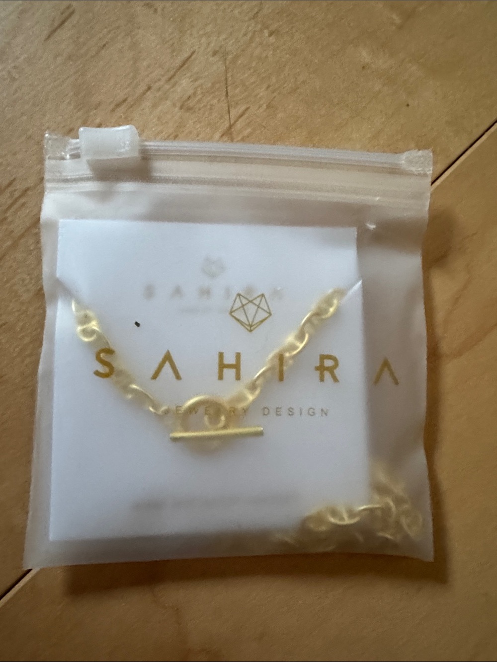 Gold Chain Toggle Necklace - Gold